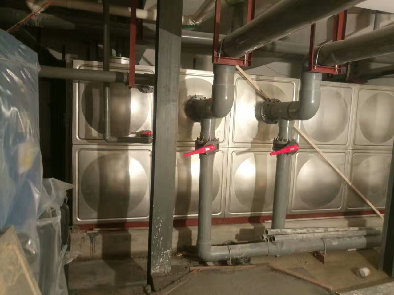長春市不銹鋼水箱